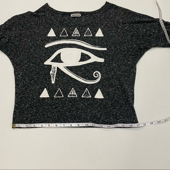 NOISY May "Eye of Horus" 3/4 Sleeve Top, Textured Marled Grey, Size Small​ - Picture 6 of 8